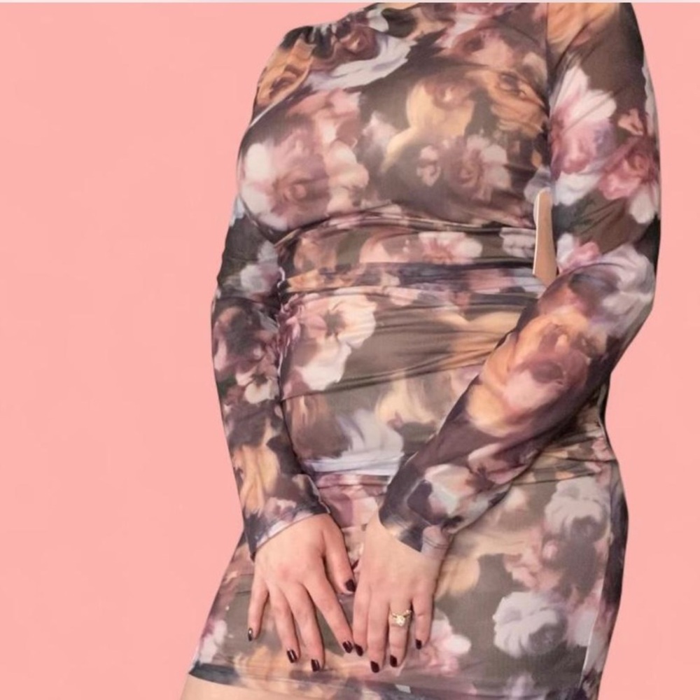Elegant Floral Long Sleeve Dress
